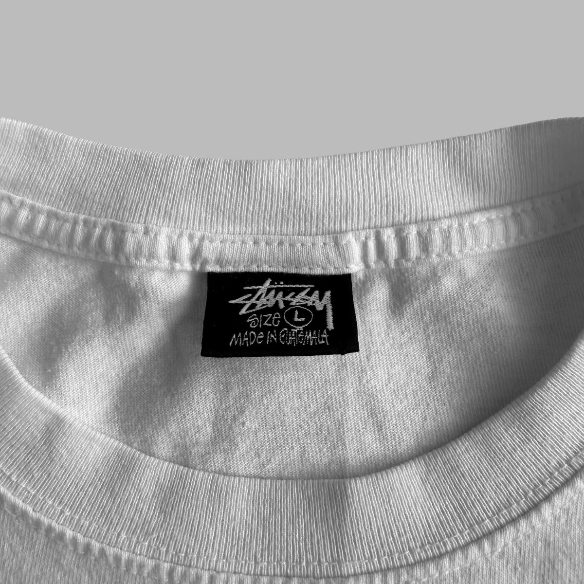 00s Rare Stussy Strawberry T-Shirt - Large